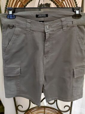 Michael Brandon Essentials Men's Gray Cargo Shorts with Utility Pockets